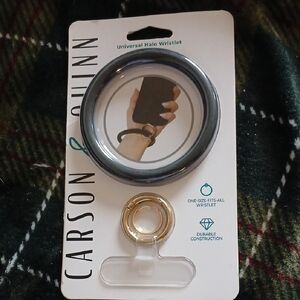 NWT Carson & Quinn Universal Halo Wristlet For Smart Phones